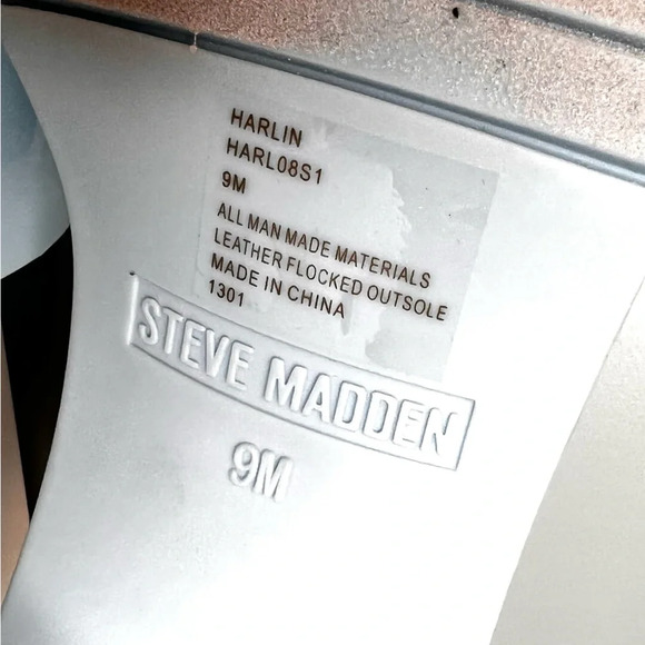 Steve Madden Harlin‎ Sandal. Size 9. - Picture 2 of 9